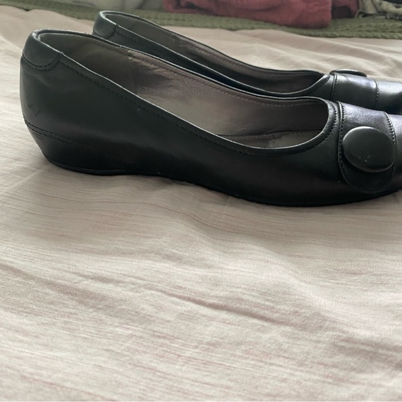 EUC Echo Flats Size 41 - Picture 2 of 3